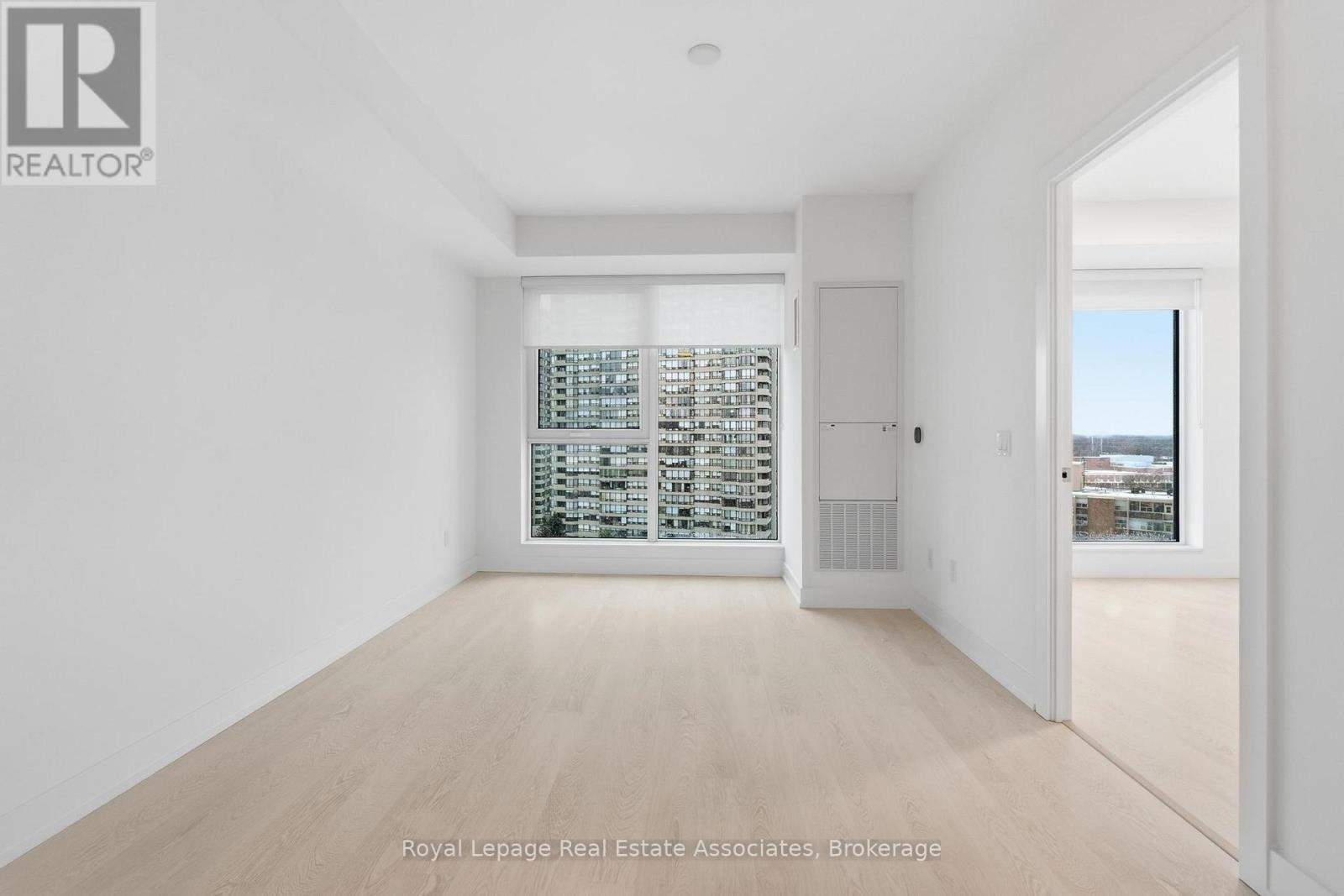 903 - 25 Cordova Avenue, Toronto, Ontario  M9A 0E5 - Photo 5 - W12802176