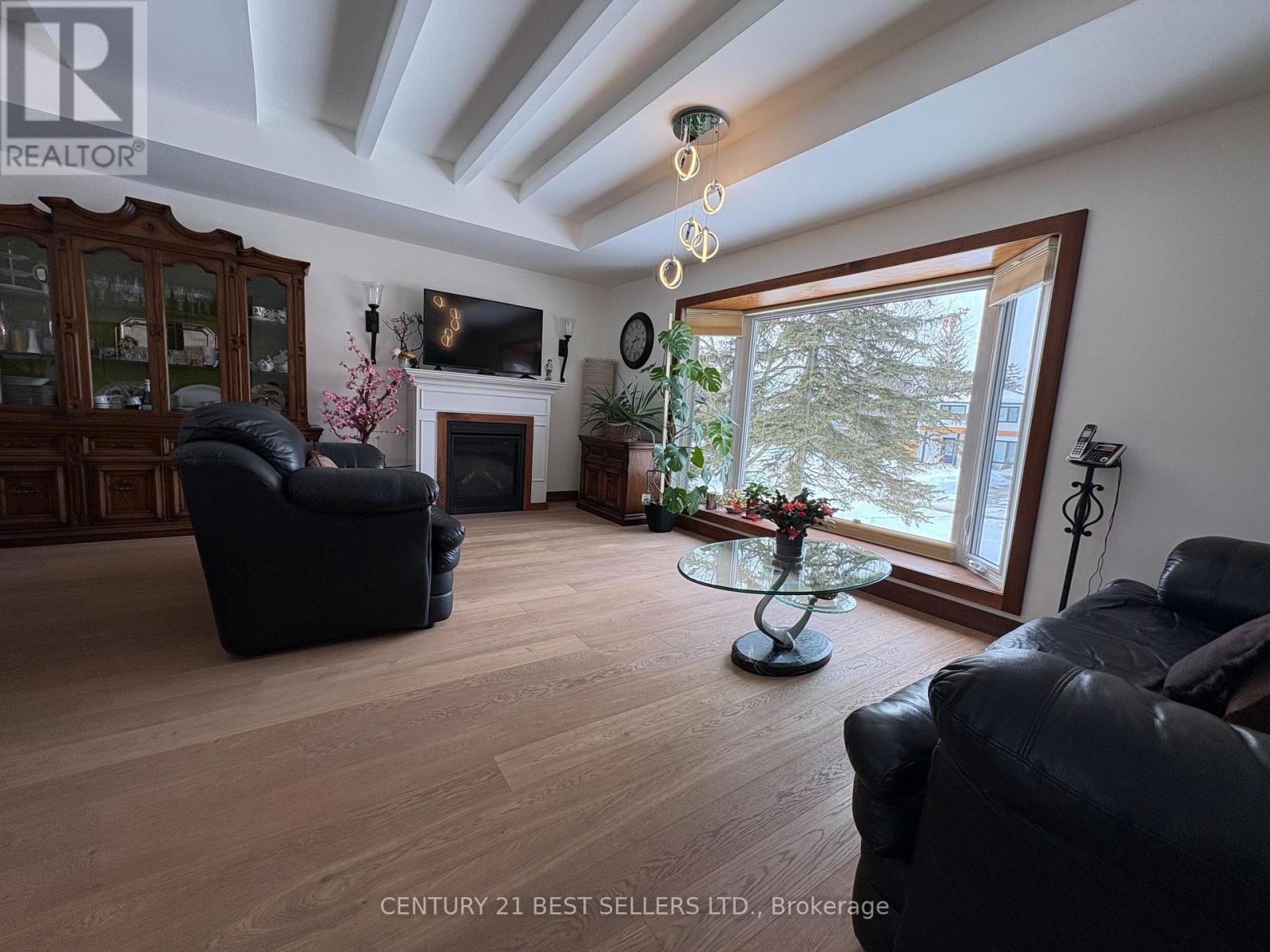 126 Mellow Crescent, Caledon (Bolton East), Ontario  L7E 1Z2 - Photo 13 - W12802190