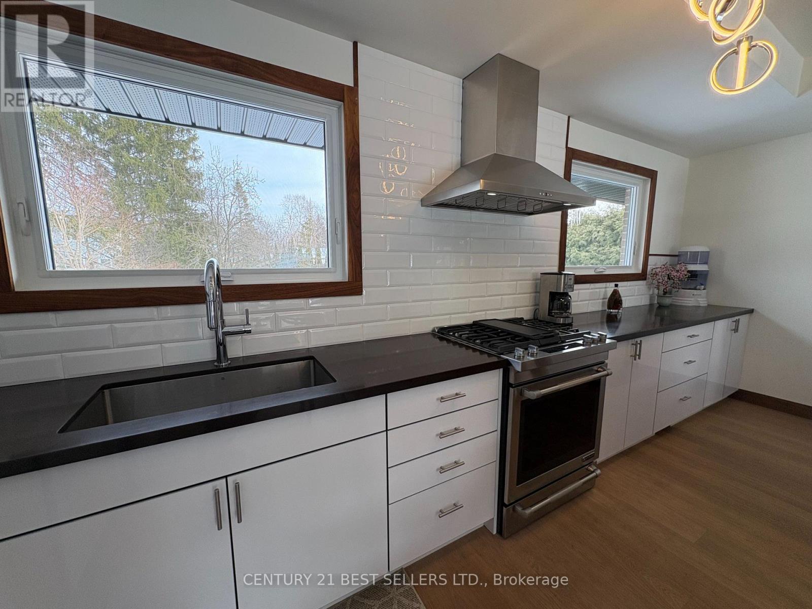 126 Mellow Crescent, Caledon (Bolton East), Ontario  L7E 1Z2 - Photo 8 - W12802190