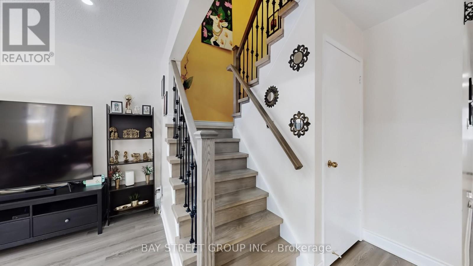 20 Camberley Crescent, Brampton, Ontario  L6V 3L4 - Photo 17 - W12802204