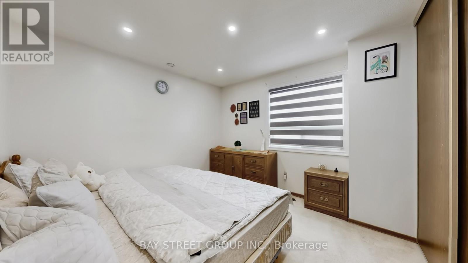 20 Camberley Crescent, Brampton, Ontario  L6V 3L4 - Photo 21 - W12802204