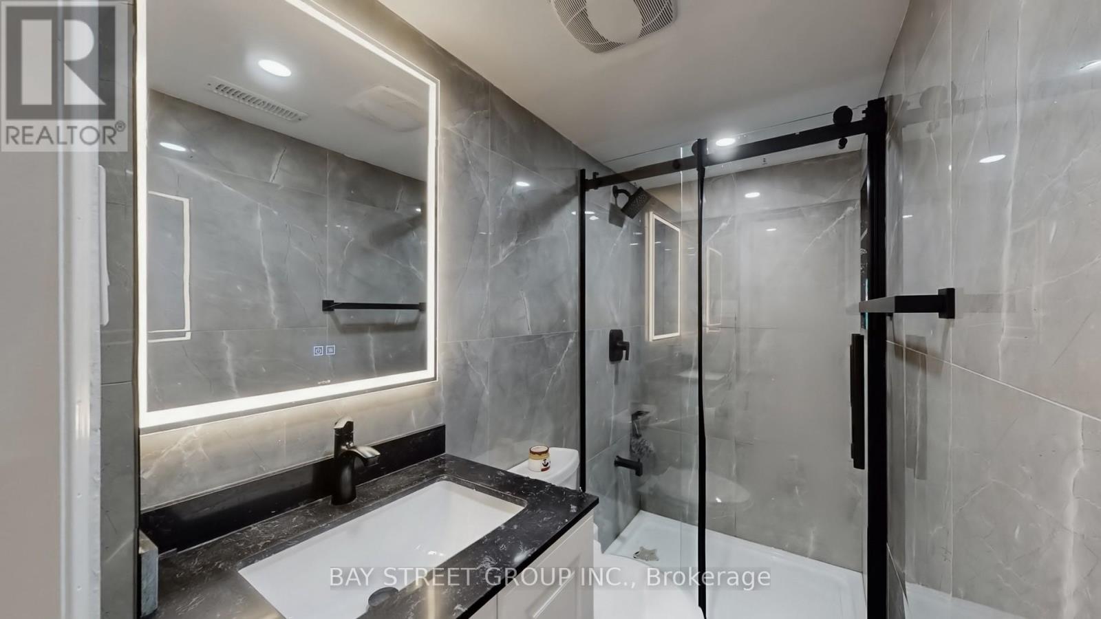 20 Camberley Crescent, Brampton, Ontario  L6V 3L4 - Photo 33 - W12802204