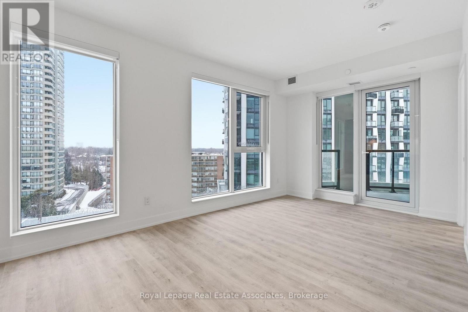 704 - 25 Cordova Avenue, Toronto (Islington-City Centre West), Ontario  M9A 0E5 - Photo 8 - W12802208