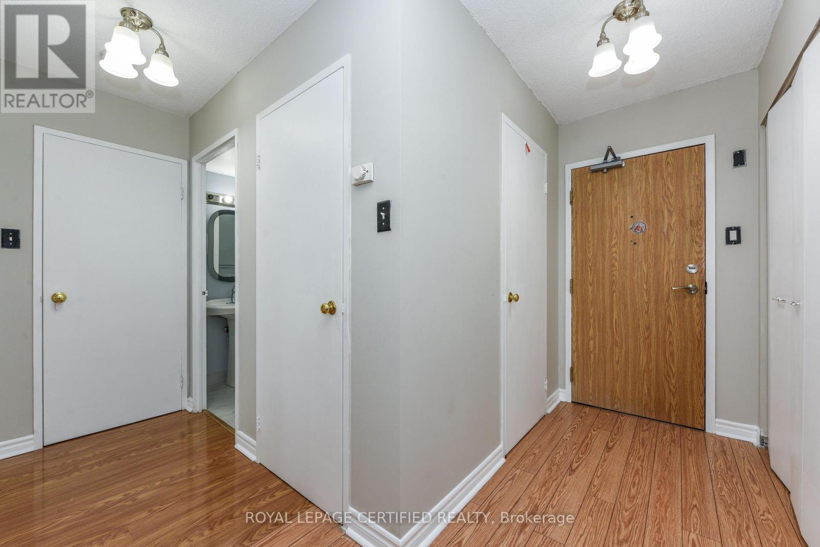 2807 - 8 Lisa Street, Brampton, Ontario  L6T 4S6 - Photo 4 - W12802212