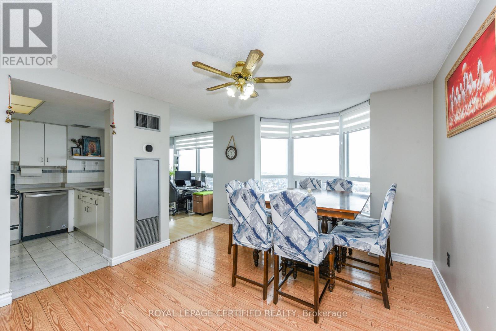 2807 - 8 Lisa Street, Brampton, Ontario  L6T 4S6 - Photo 9 - W12802212