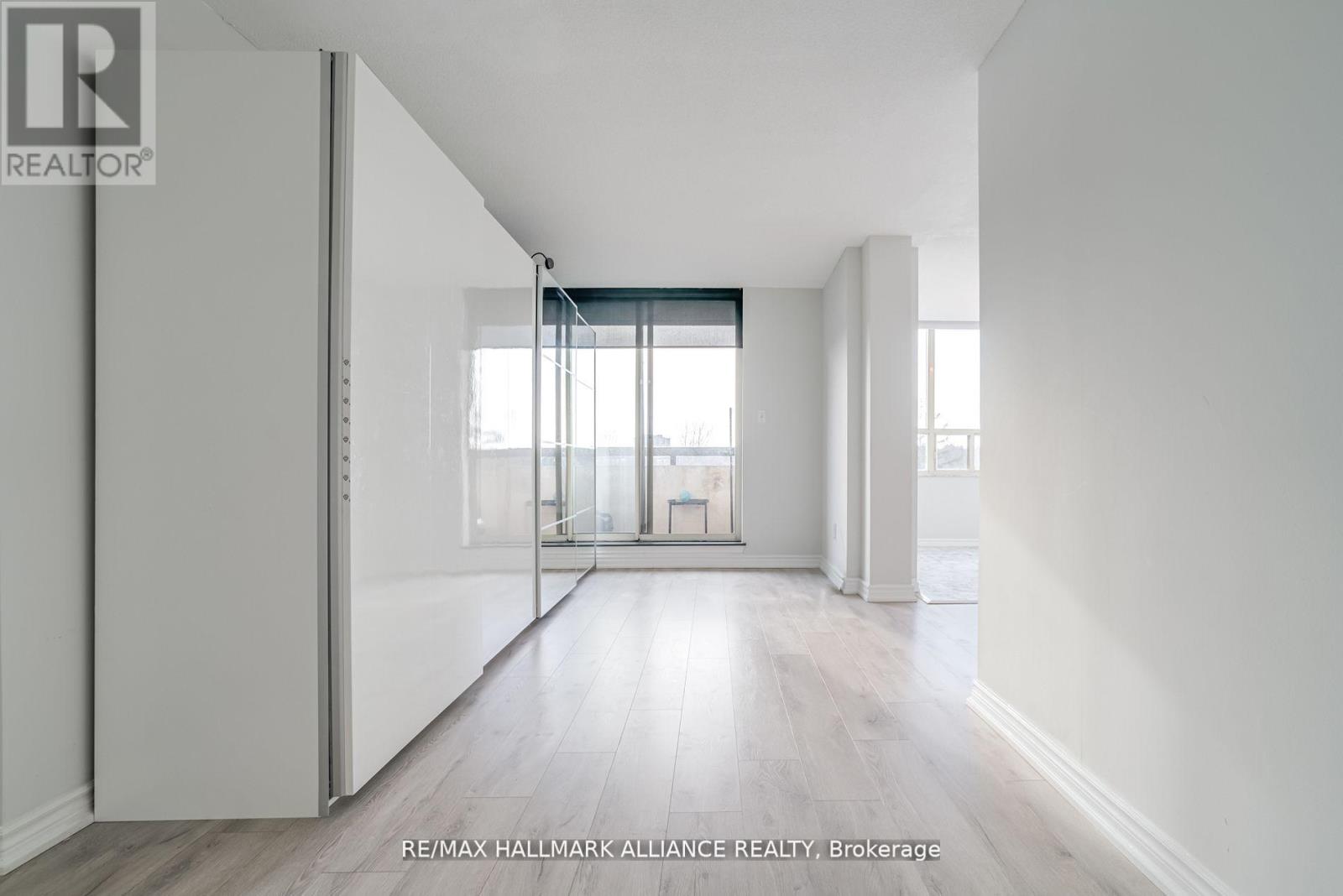 307 - 30 Malta Avenue, Brampton, Ontario  L6Y 4W6 - Photo 23 - W12802242