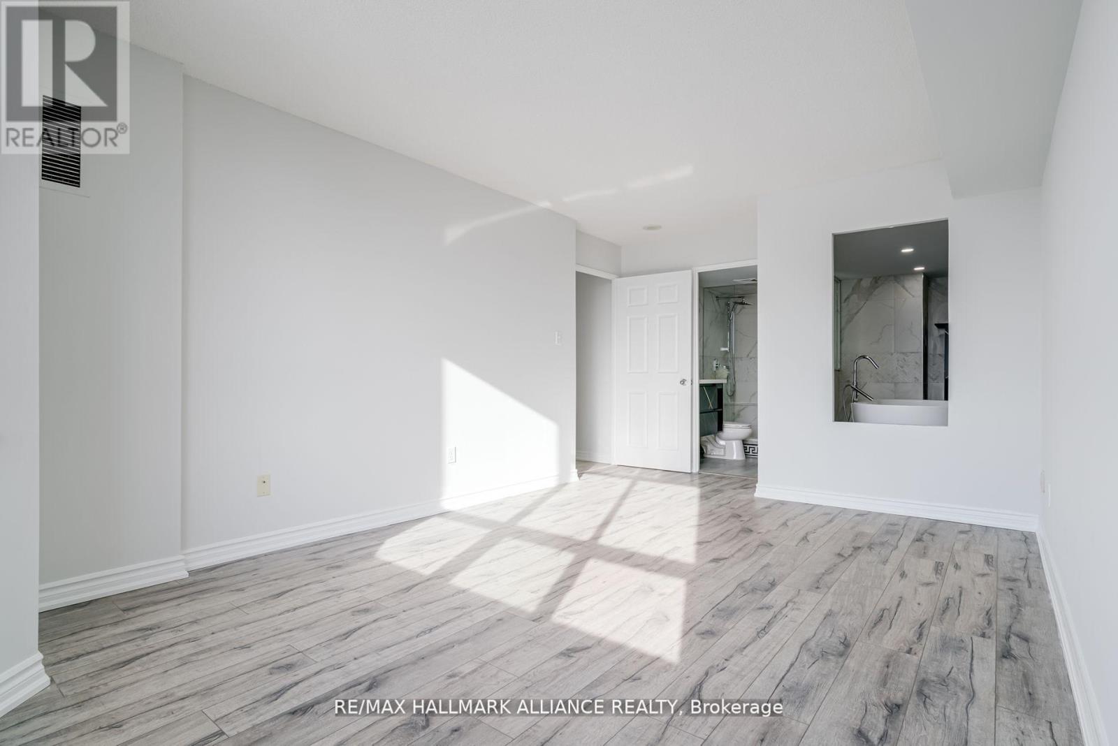 307 - 30 Malta Avenue, Brampton, Ontario  L6Y 4W6 - Photo 29 - W12802242