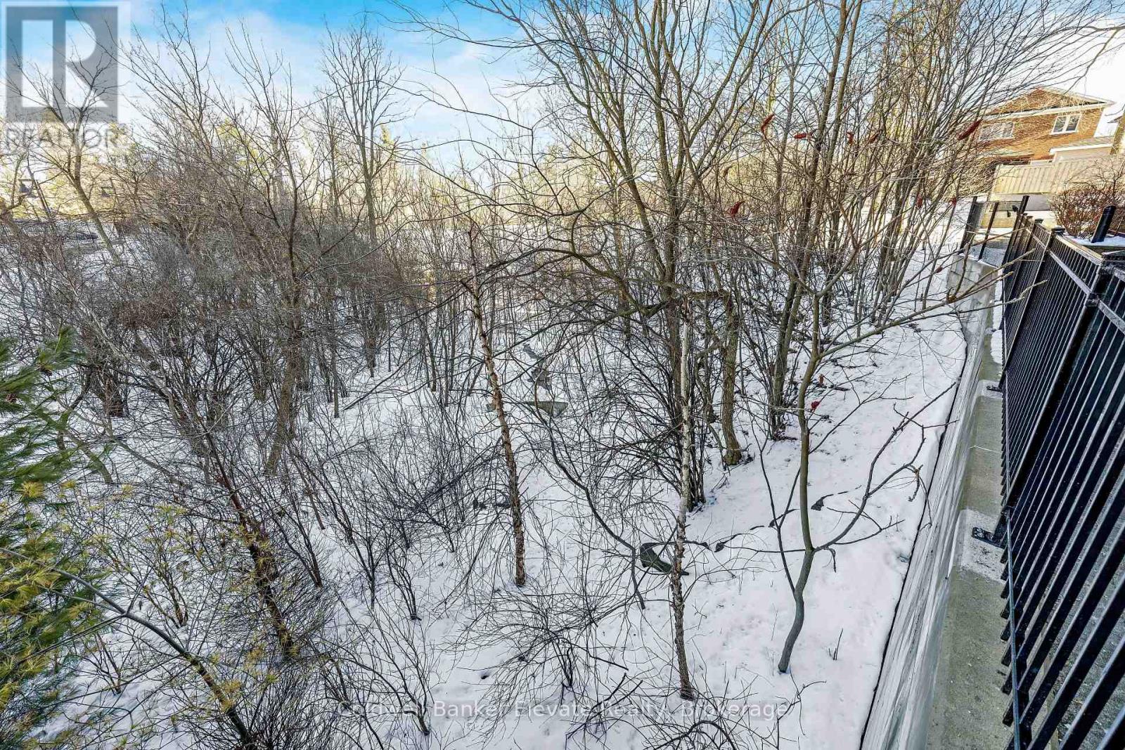 905 - 50 Hall Road, Halton Hills (Georgetown), Ontario  L7G 0J8 - Photo 4 - W12802268