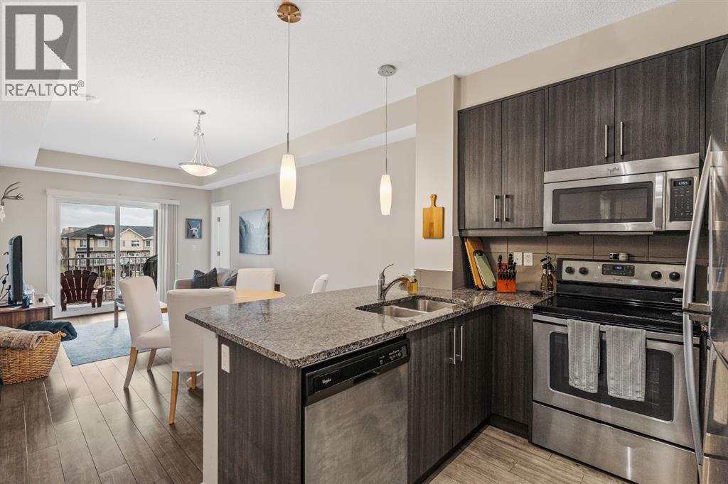 305, 402 Marquis Lane Se, Calgary, Alberta  T3M 2G7 - Photo 6 - A2286949
