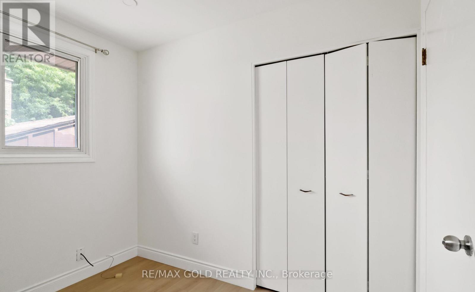 231a Cedarbrae Avenue, Waterloo, Ontario  N2L 4S6 - Photo 9 - X12802000