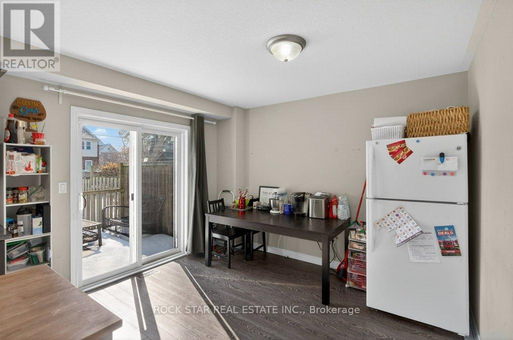 205a Marlborough Street, Brantford, Ontario  N3S 4T2 - Photo 10 - X12802182