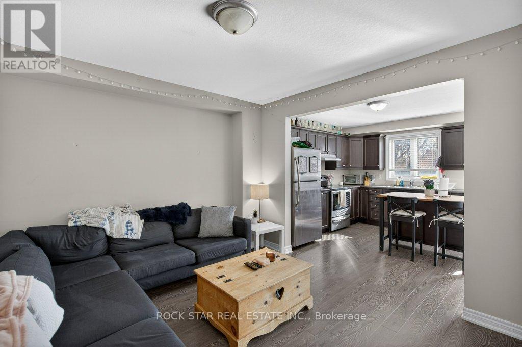 205a Marlborough Street, Brantford, Ontario  N3S 4T2 - Photo 5 - X12802182