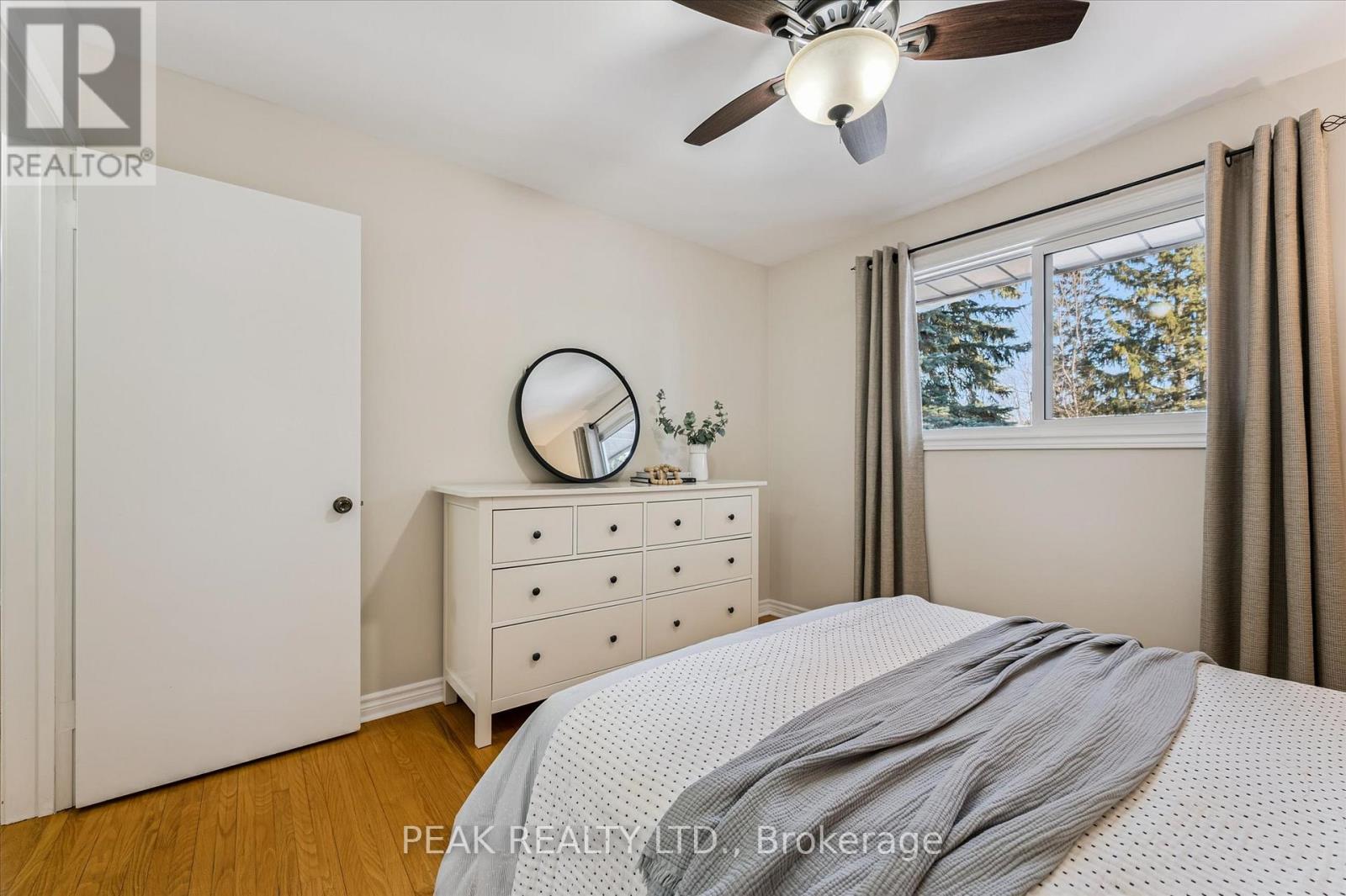 204 Cedarbrae Avenue, Waterloo, Ontario  N2L 4S5 - Photo 13 - X12802226