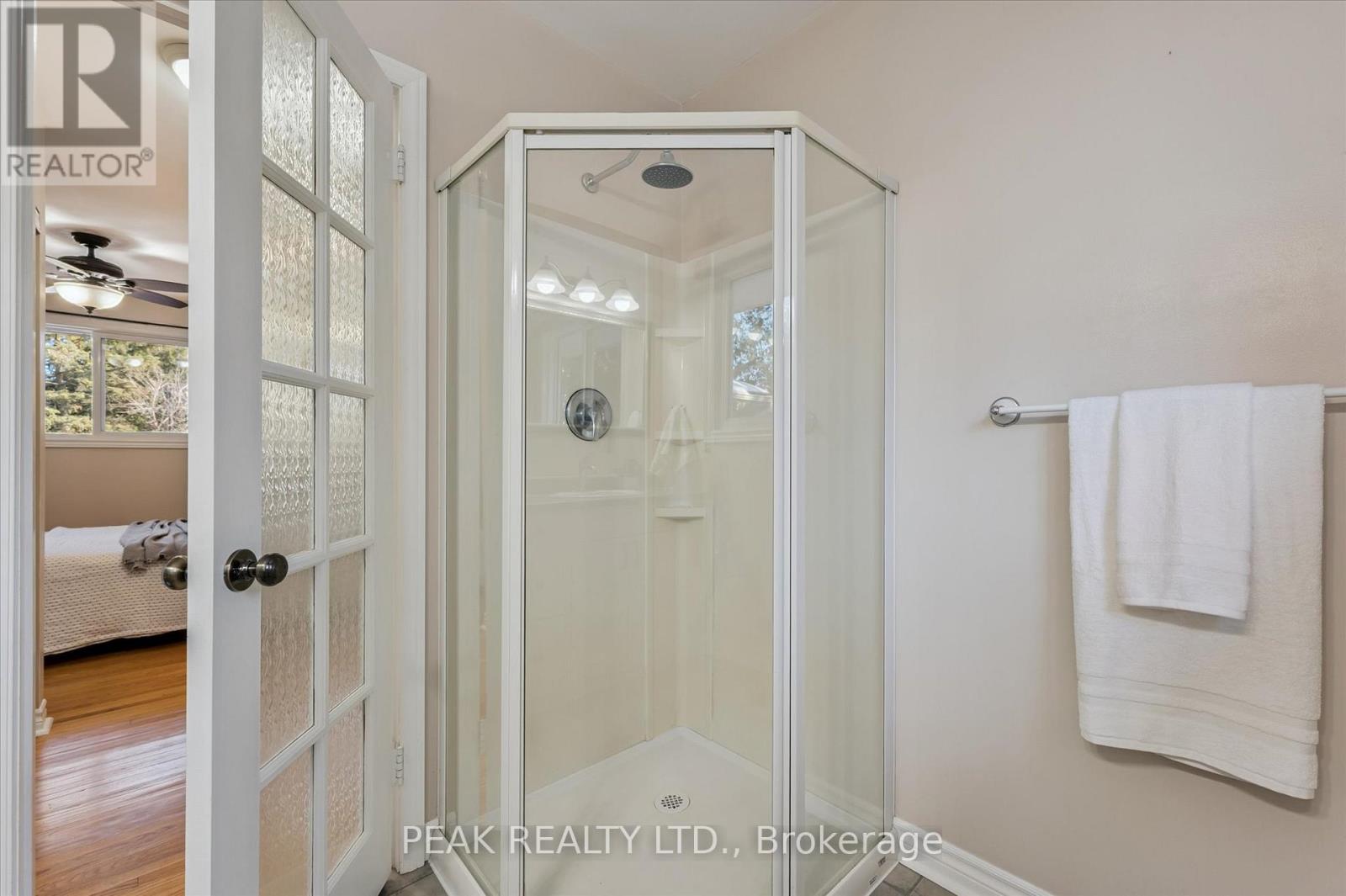 204 Cedarbrae Avenue, Waterloo, Ontario  N2L 4S5 - Photo 15 - X12802226