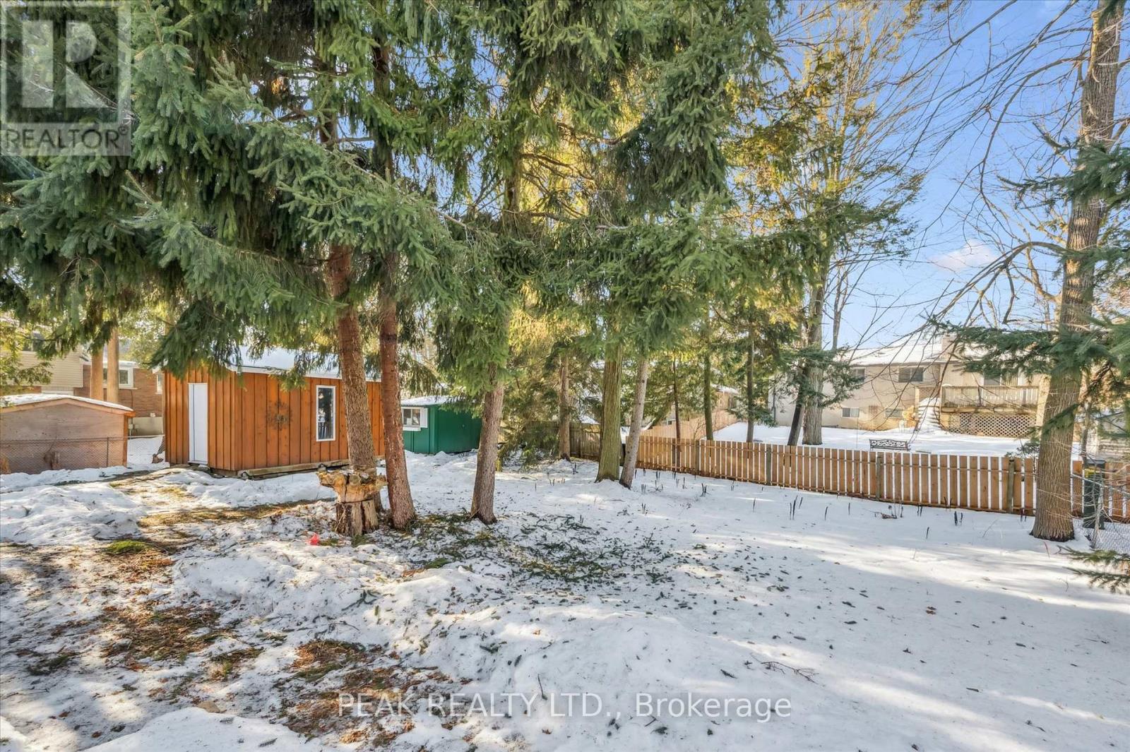 204 Cedarbrae Avenue, Waterloo, Ontario  N2L 4S5 - Photo 37 - X12802226