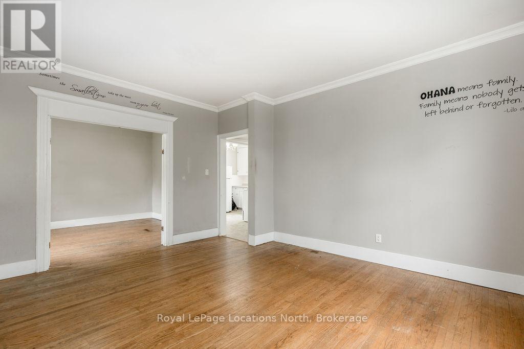 37 Ross Street, Barrie (Sunnidale), Ontario  L4N 1G1 - Photo 19 - S12802322