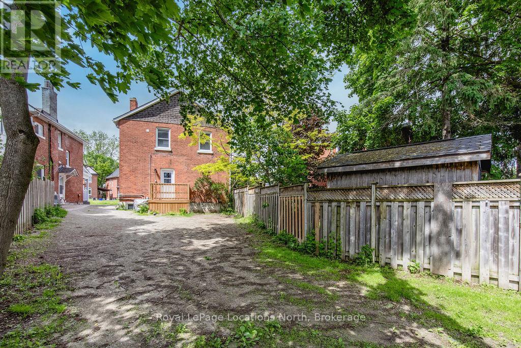 37 Ross Street, Barrie (Sunnidale), Ontario  L4N 1G1 - Photo 40 - S12802322