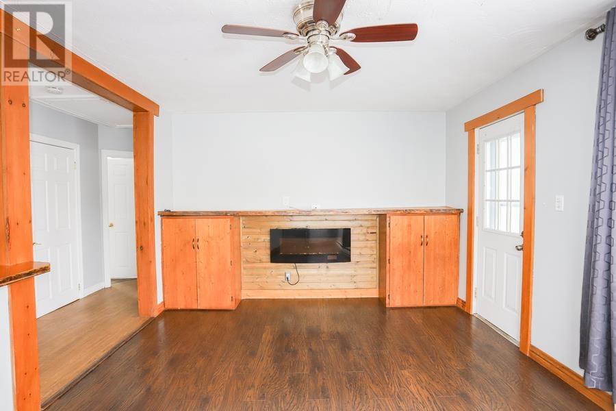 457 Mcnabb St, Sault Ste. Marie, Ontario  P6B 1Z2 - Photo 7 - SM260319