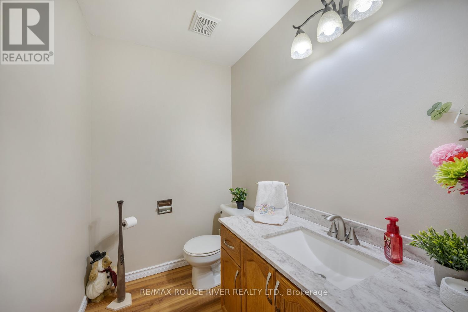 158 Castlebar Crescent, Oshawa, Ontario  L1J 7B4 - Photo 20 - E12802368