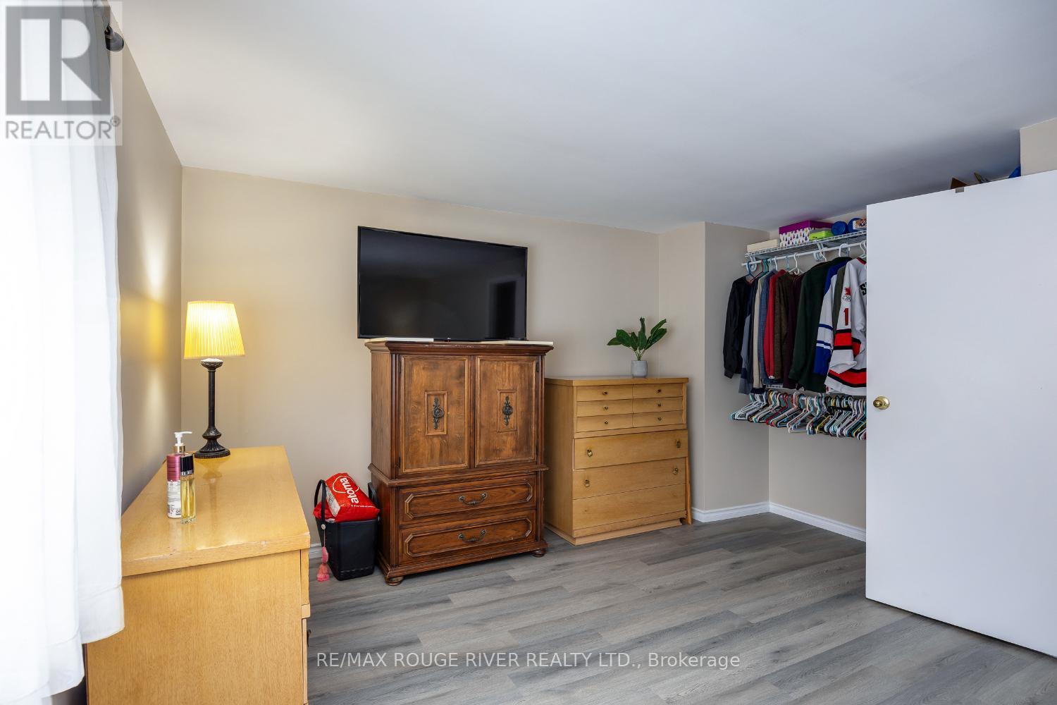 158 Castlebar Crescent, Oshawa, Ontario  L1J 7B4 - Photo 24 - E12802368