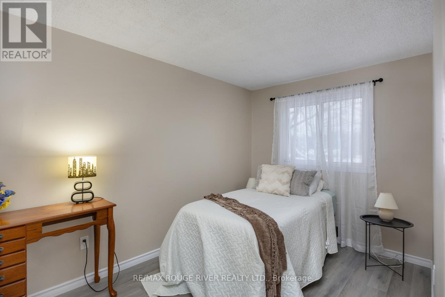 158 Castlebar Crescent, Oshawa, Ontario  L1J 7B4 - Photo 25 - E12802368