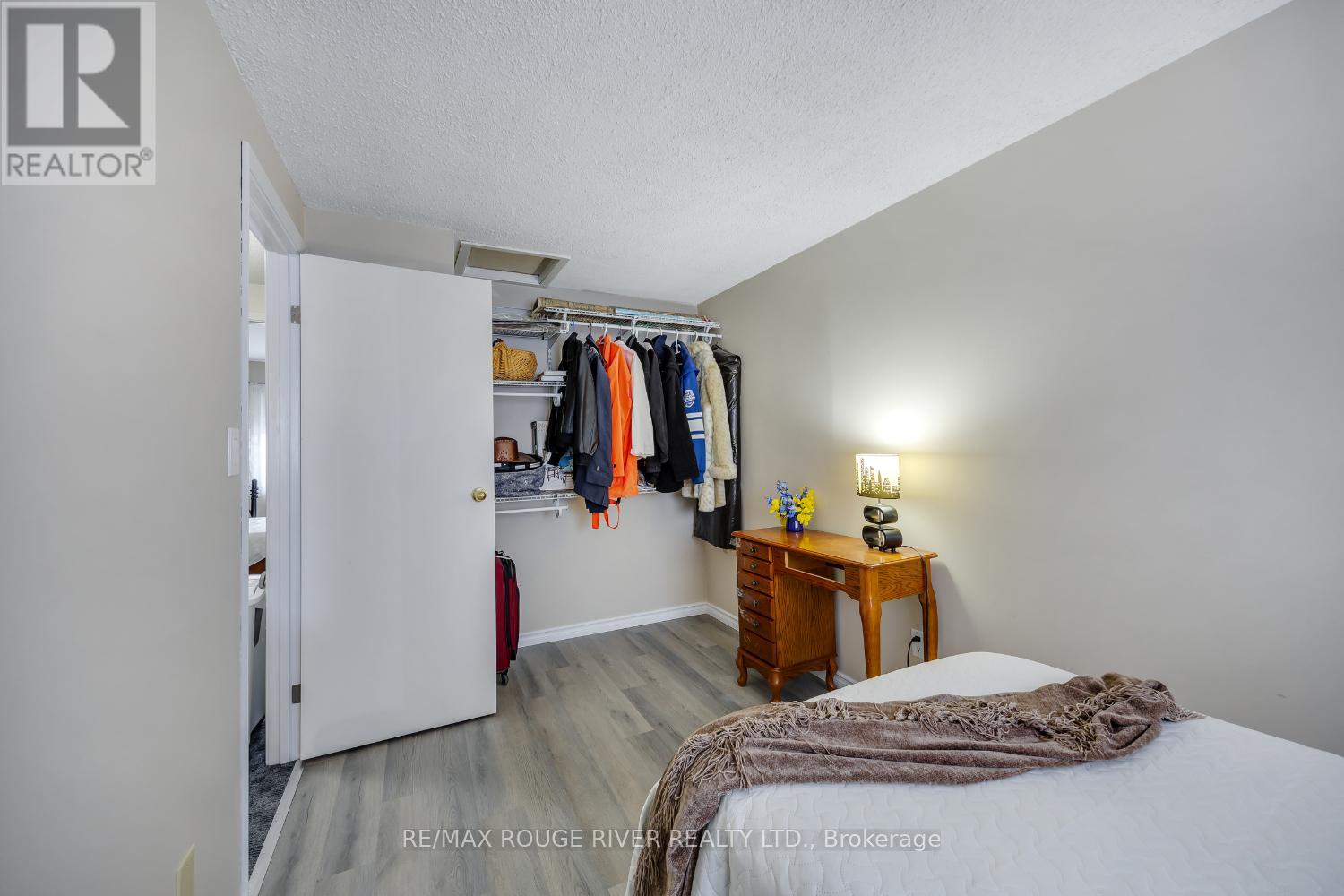 158 Castlebar Crescent, Oshawa, Ontario  L1J 7B4 - Photo 27 - E12802368