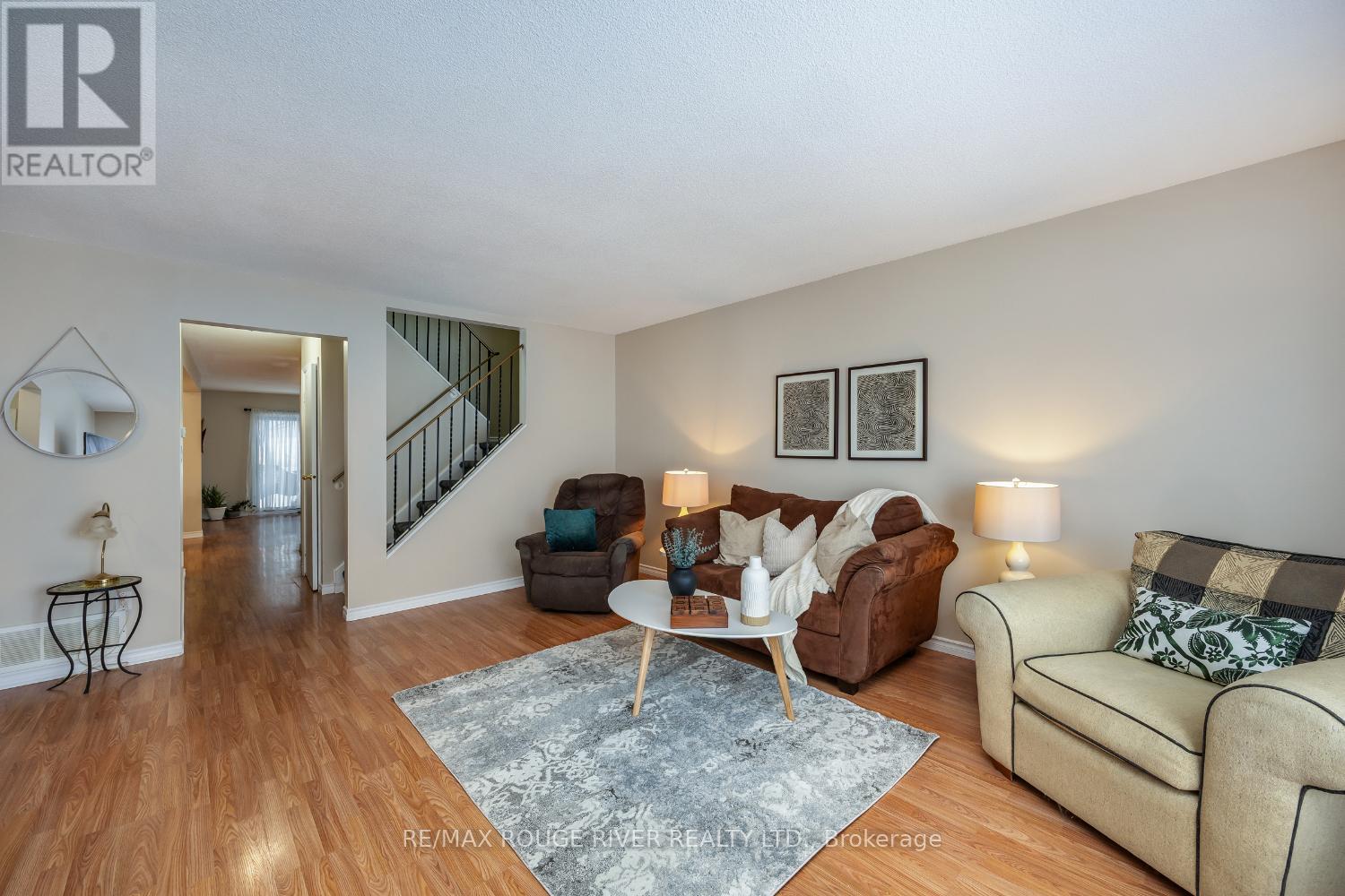 158 Castlebar Crescent, Oshawa, Ontario  L1J 7B4 - Photo 7 - E12802368