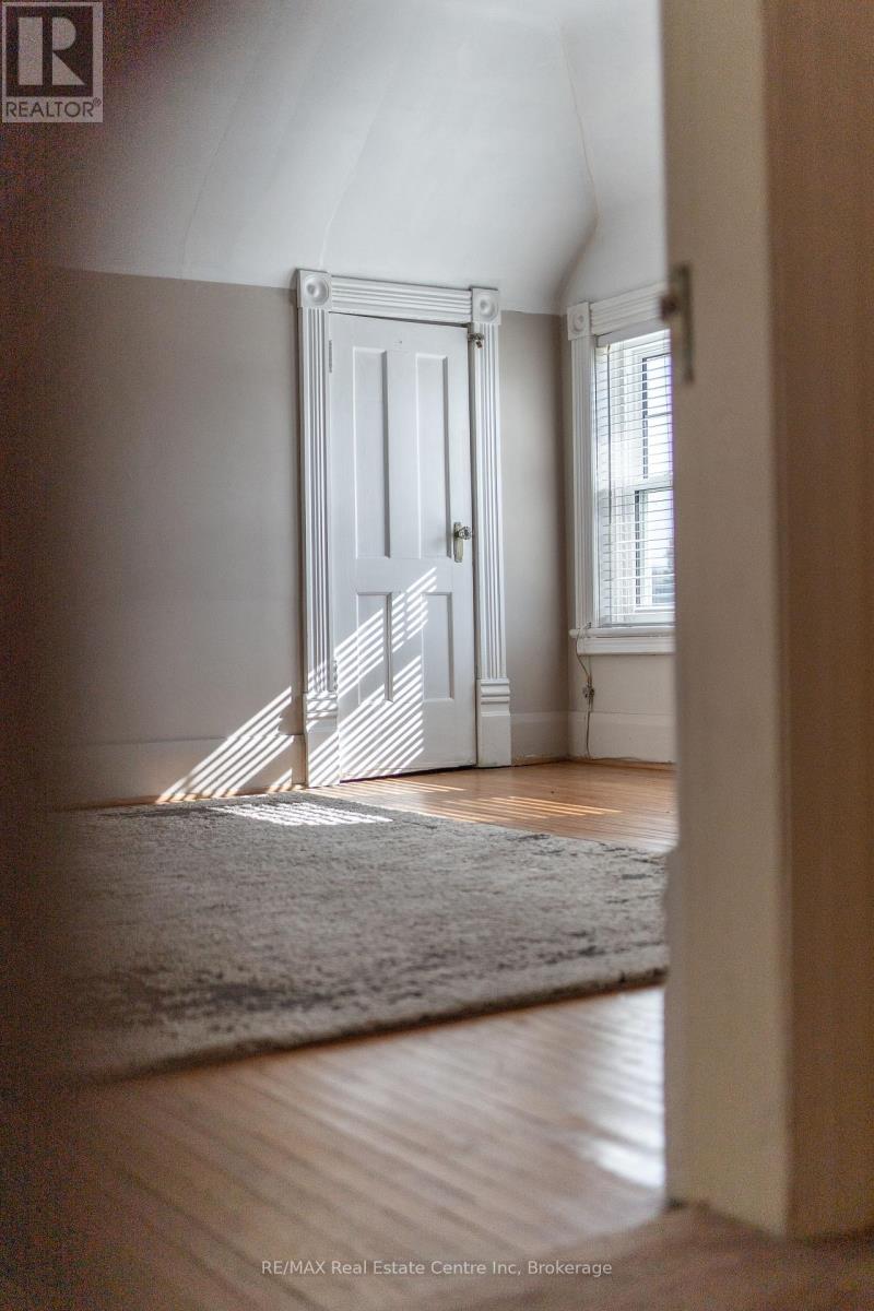 24 Lindsay Street, Kawartha Lakes, Ontario  K0M 1N0 - Photo 26 - X12802288