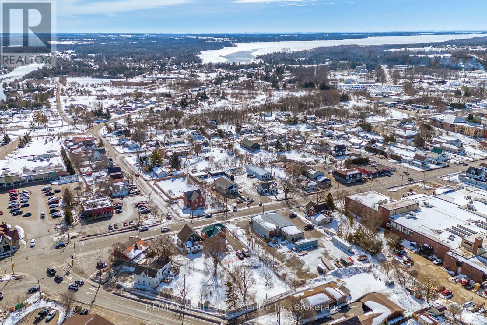 24 Lindsay Street, Kawartha Lakes, Ontario  K0M 1N0 - Photo 3 - X12802288