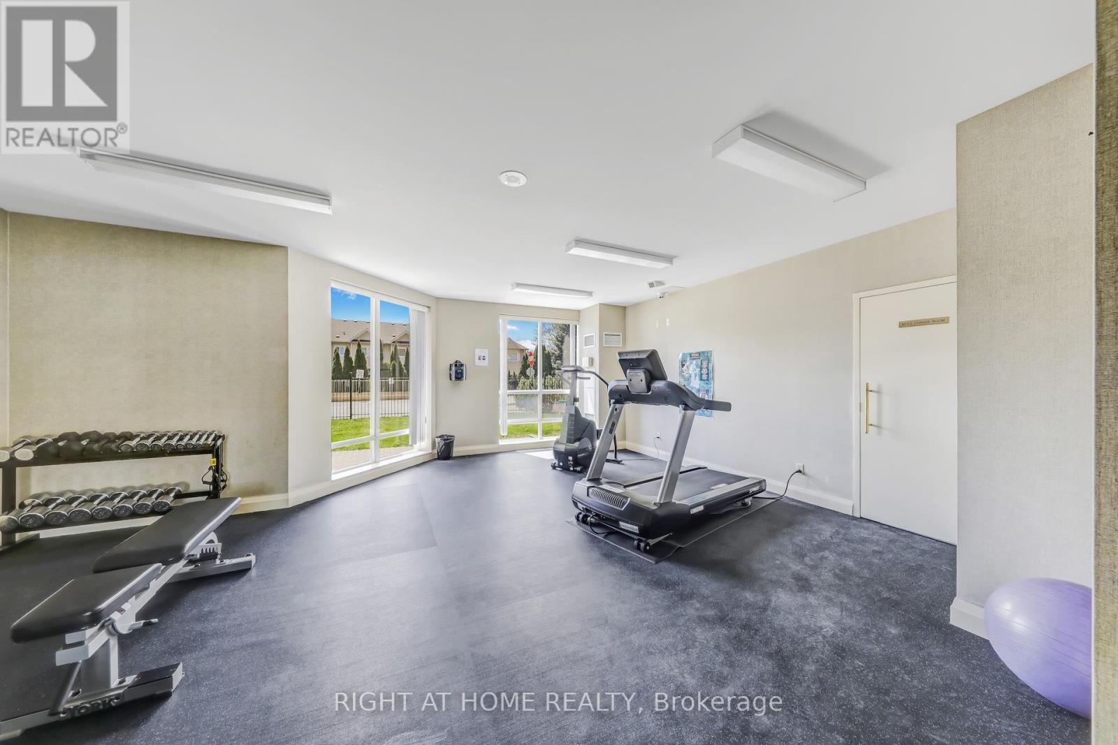 502 - 1140 Parkwest Place, Mississauga, Ontario  L5E 3K9 - Photo 24 - W12801604