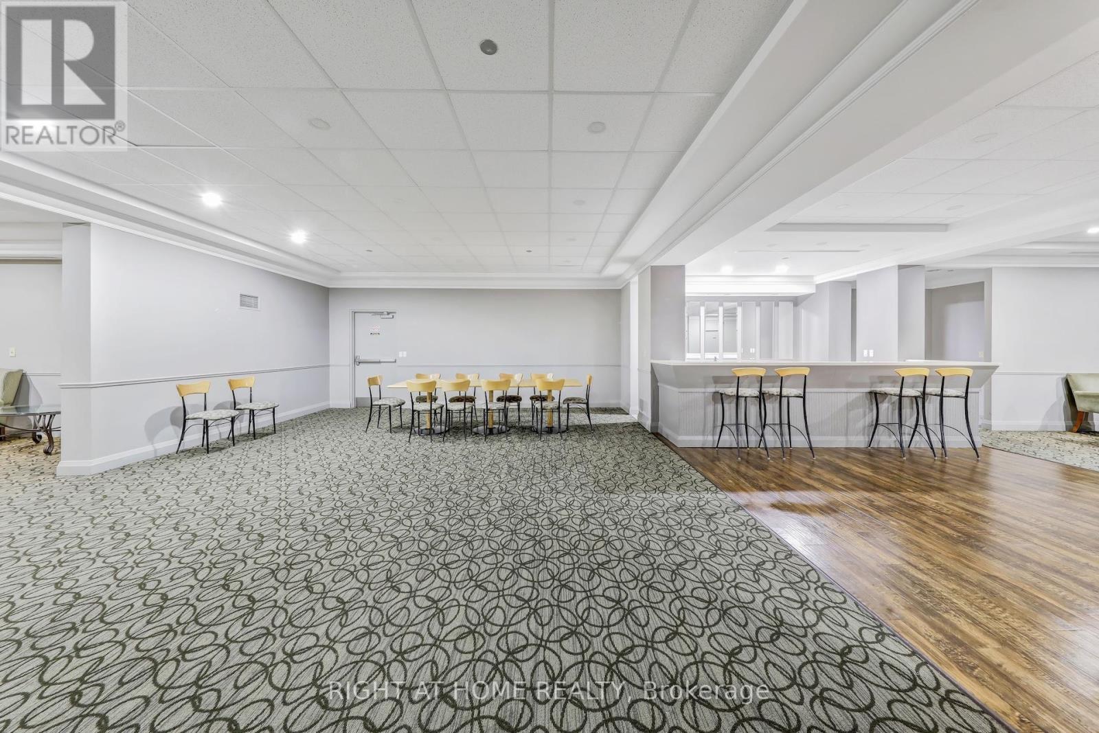 502 - 1140 Parkwest Place, Mississauga, Ontario  L5E 3K9 - Photo 31 - W12801604