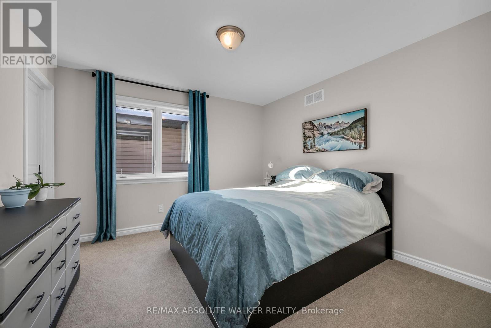 119 Cambie Road, Ottawa, Ontario  K1X 0A6 - Photo 17 - X12802310