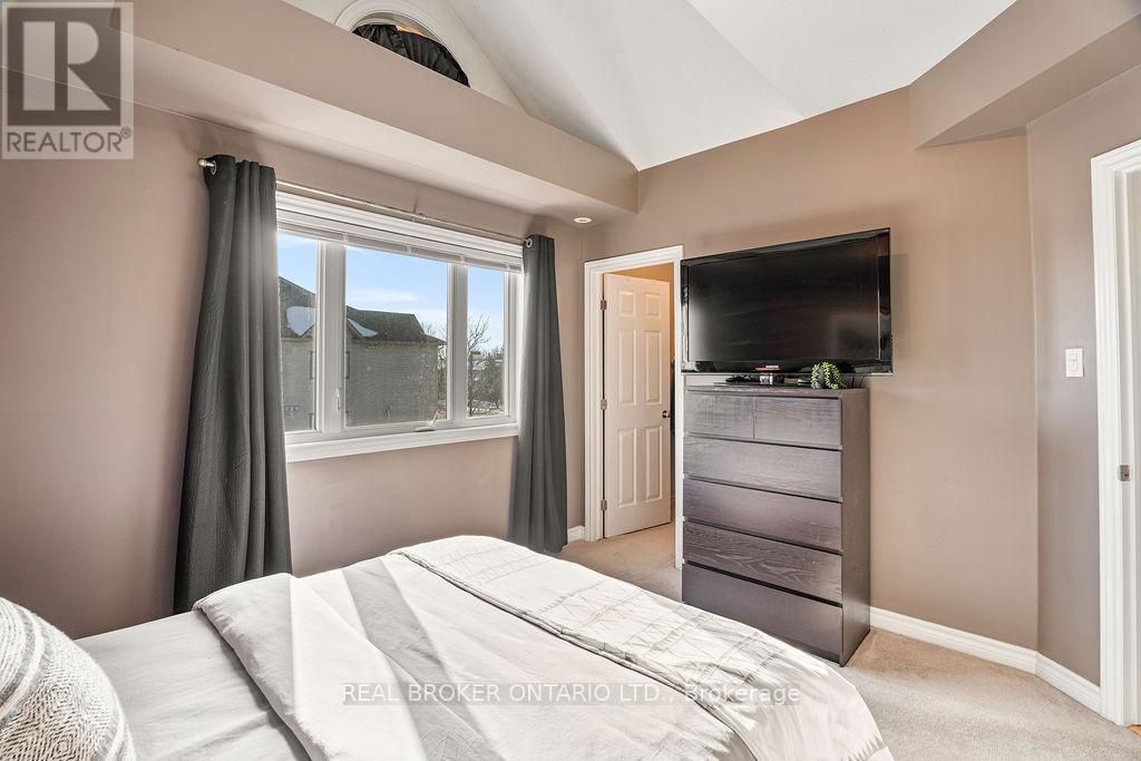 10 - 165 Waterbridge Drive, Ottawa, Ontario  K2G 7G3 - Photo 18 - X12802346