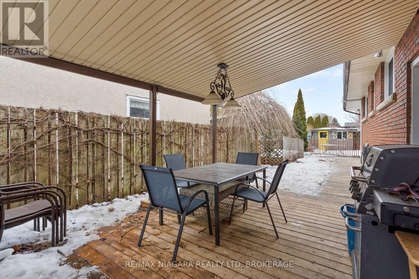 13 Robert Street, St. Catharines (Port Dalhousie), Ontario  L2N 5N2 - Photo 32 - X12802436