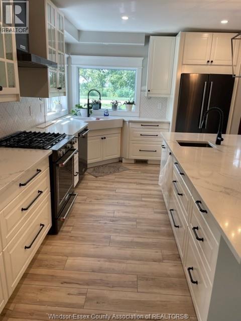 11224 South Talbot Road, Tecumseh, Ontario N0R 1K0 - Photo 4 - 26003559