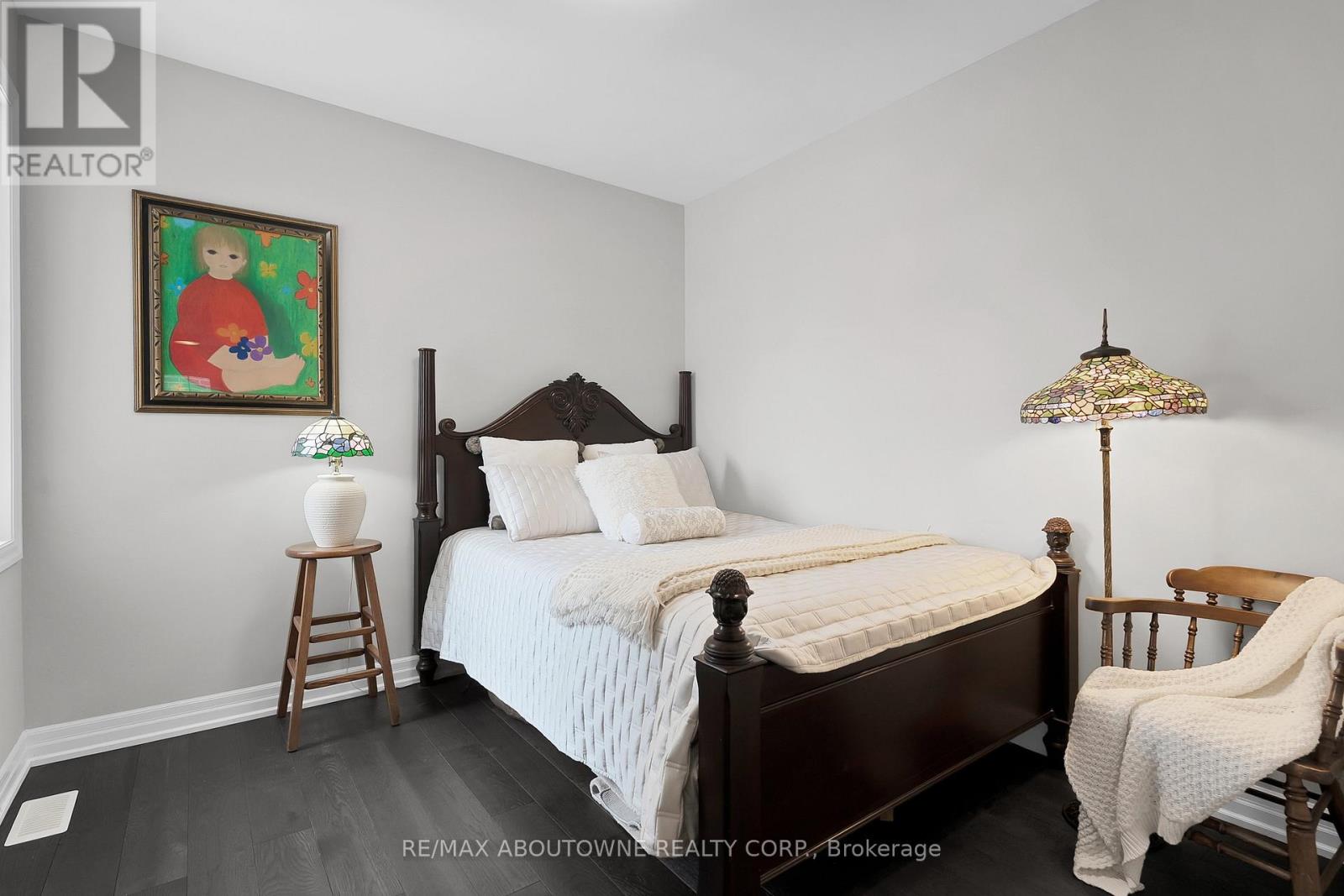 282 Bethpage Drive, Oakville, Ontario  L6M 5K9 - Photo 24 - W12801802