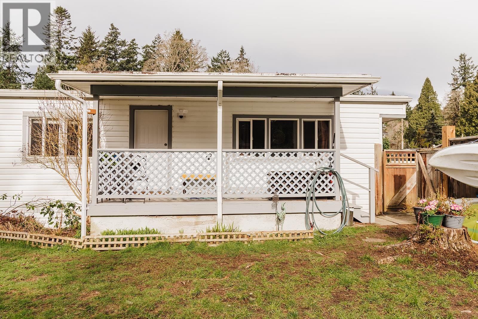1 4514 Sunshine Coast Highway, Sechelt, British Columbia  V7Z 0G9 - Photo 2 - R3091553