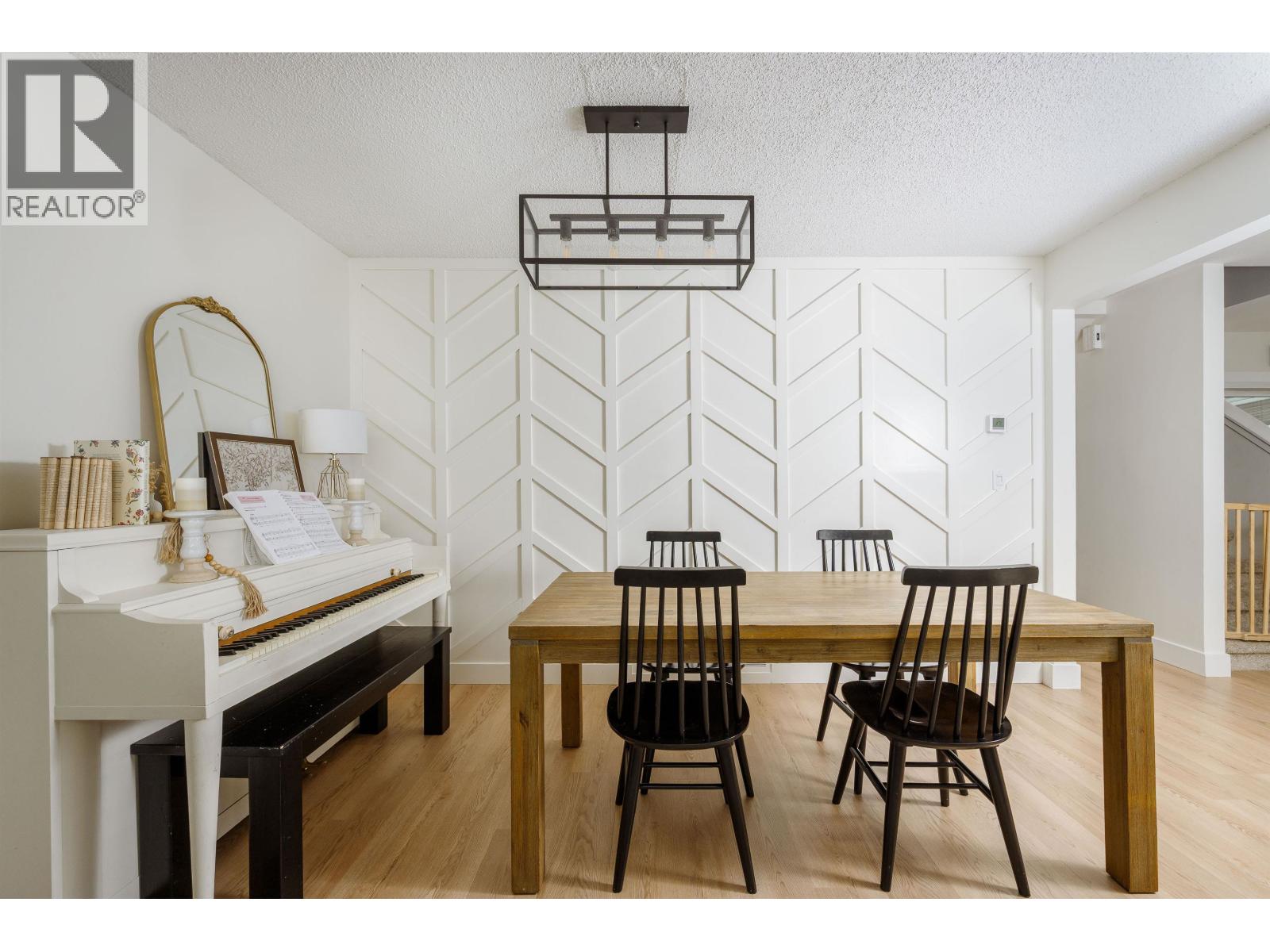 11769 N Wildwood Crescent, Pitt Meadows, British Columbia  V3Y 1M1 - Photo 15 - R3091554