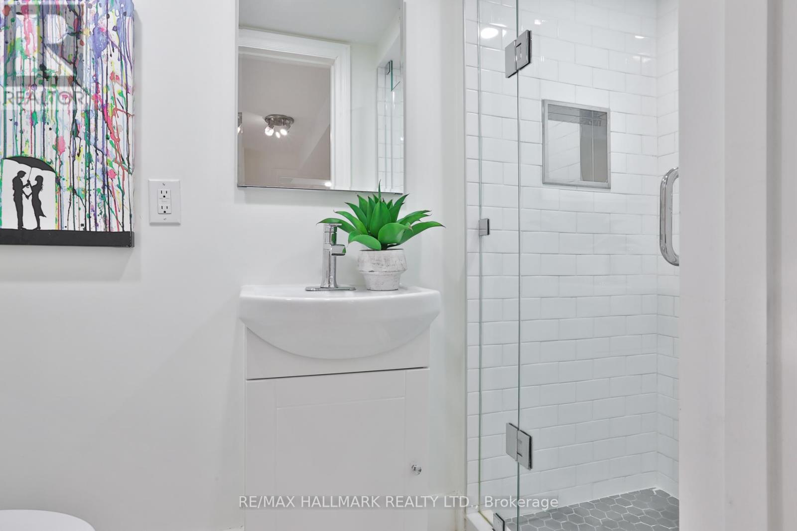 299 Ridley Boulevard, Toronto, Ontario  M3H 1K8 - Photo 27 - C12802316