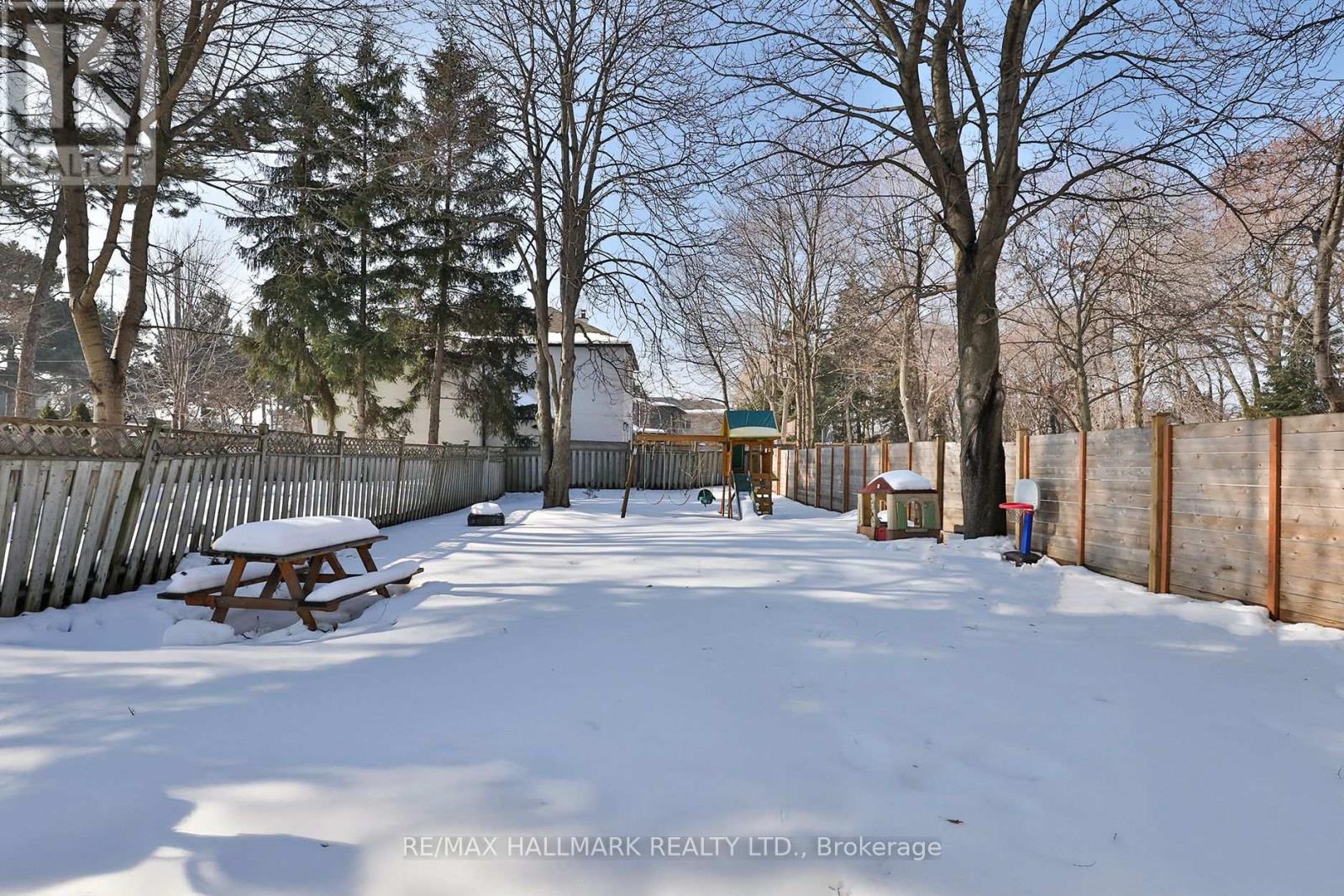 299 Ridley Boulevard, Toronto, Ontario  M3H 1K8 - Photo 30 - C12802316