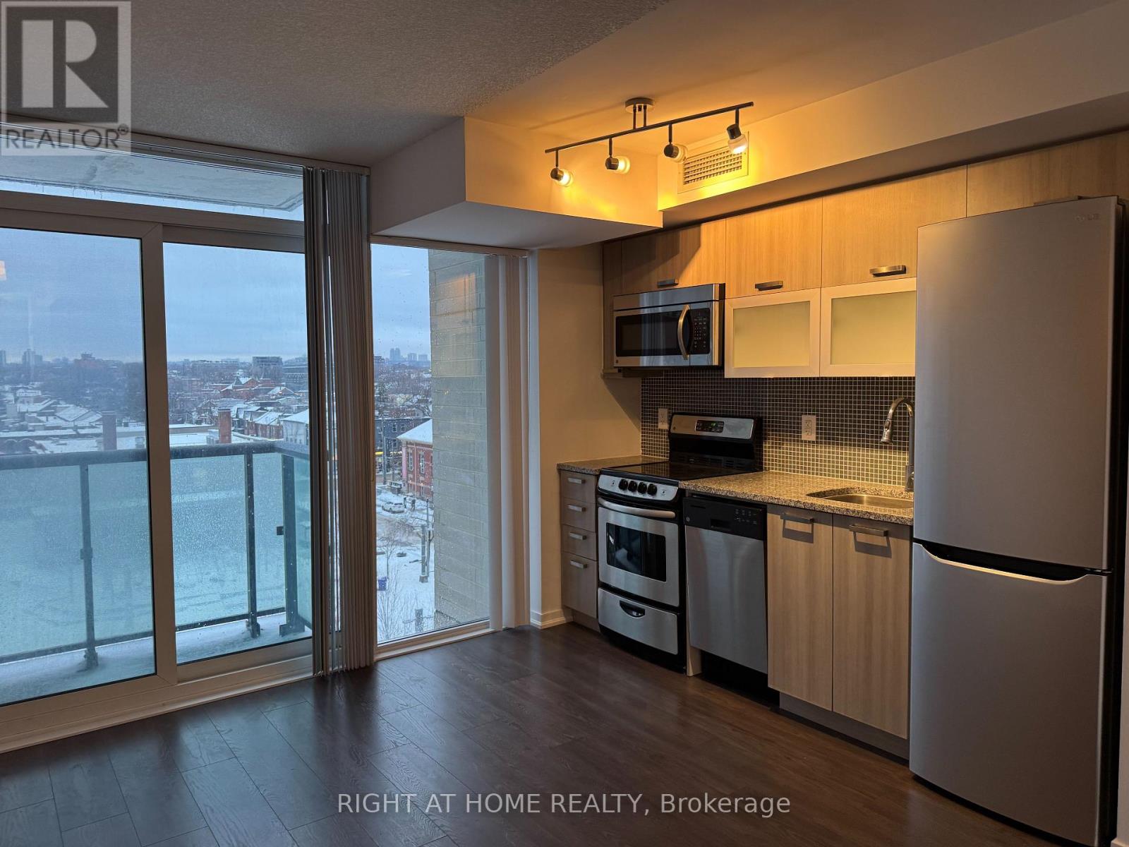 706 - 36 Lisgar Street, Toronto, Ontario  M6J 0B1 - Photo 8 - C12802330