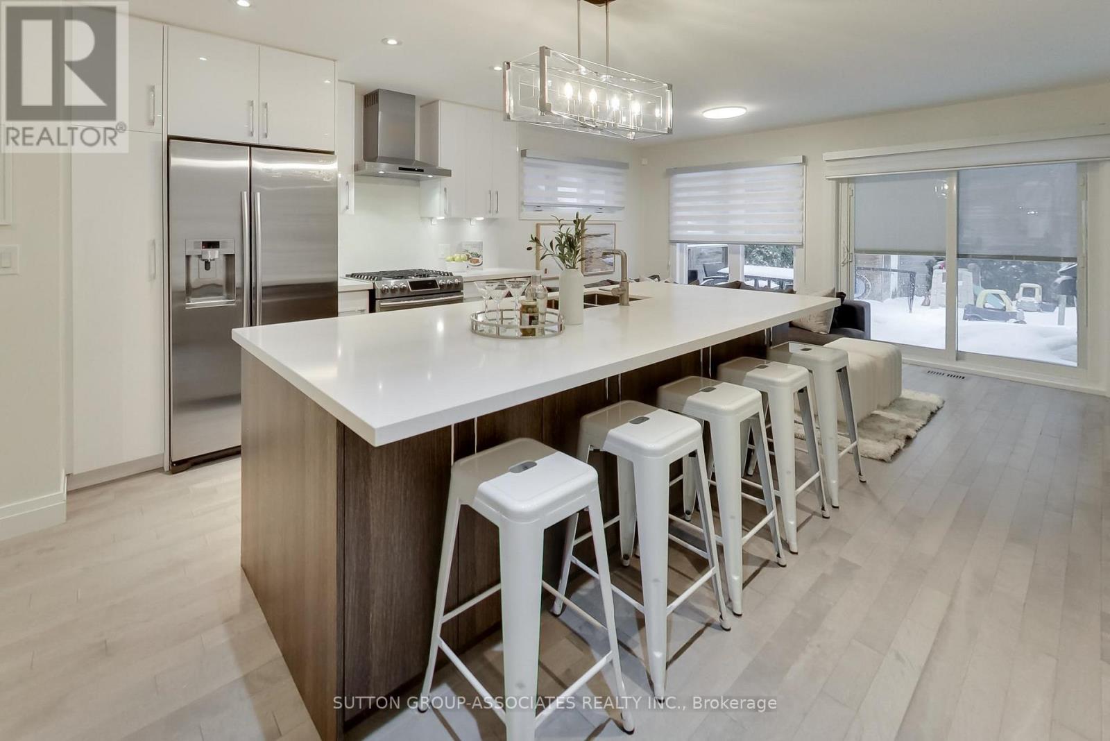 284 Atlas Avenue, Toronto, Ontario  M6C 3P9 - Photo 14 - C12802378