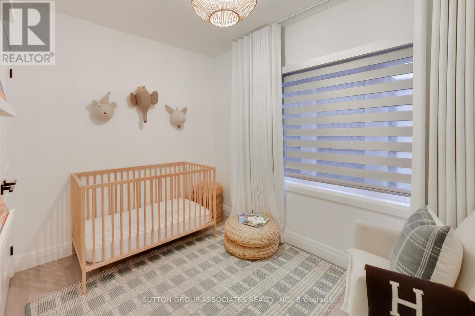 284 Atlas Avenue, Toronto, Ontario  M6C 3P9 - Photo 29 - C12802378