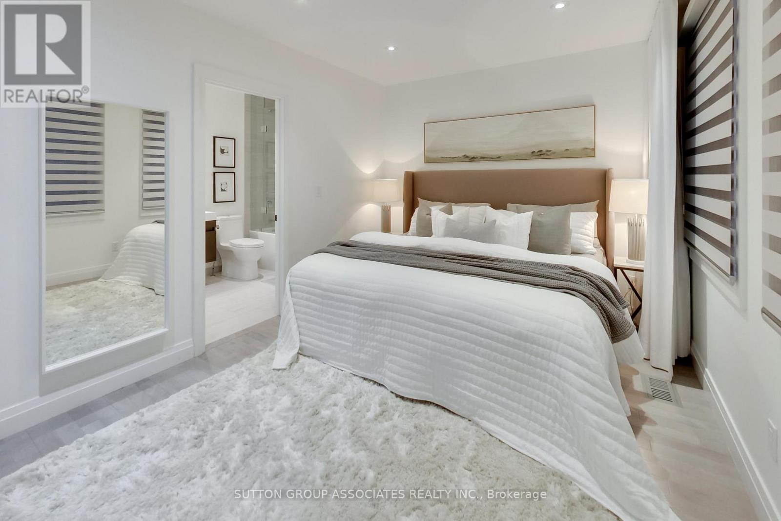 284 Atlas Avenue, Toronto, Ontario  M6C 3P9 - Photo 32 - C12802378