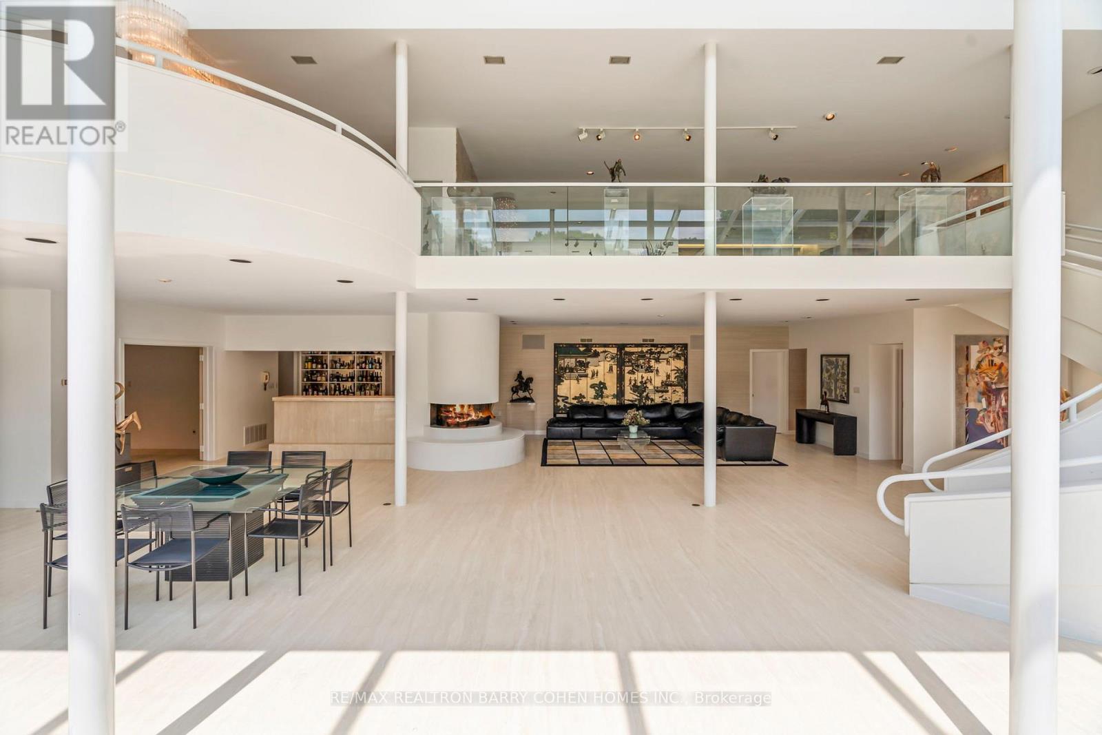 50 Park Lane Circle, Toronto, Ontario  M3C 2N2 - Photo 23 - C12802388