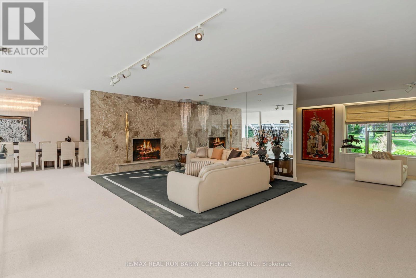 50 Park Lane Circle, Toronto, Ontario  M3C 2N2 - Photo 7 - C12802388