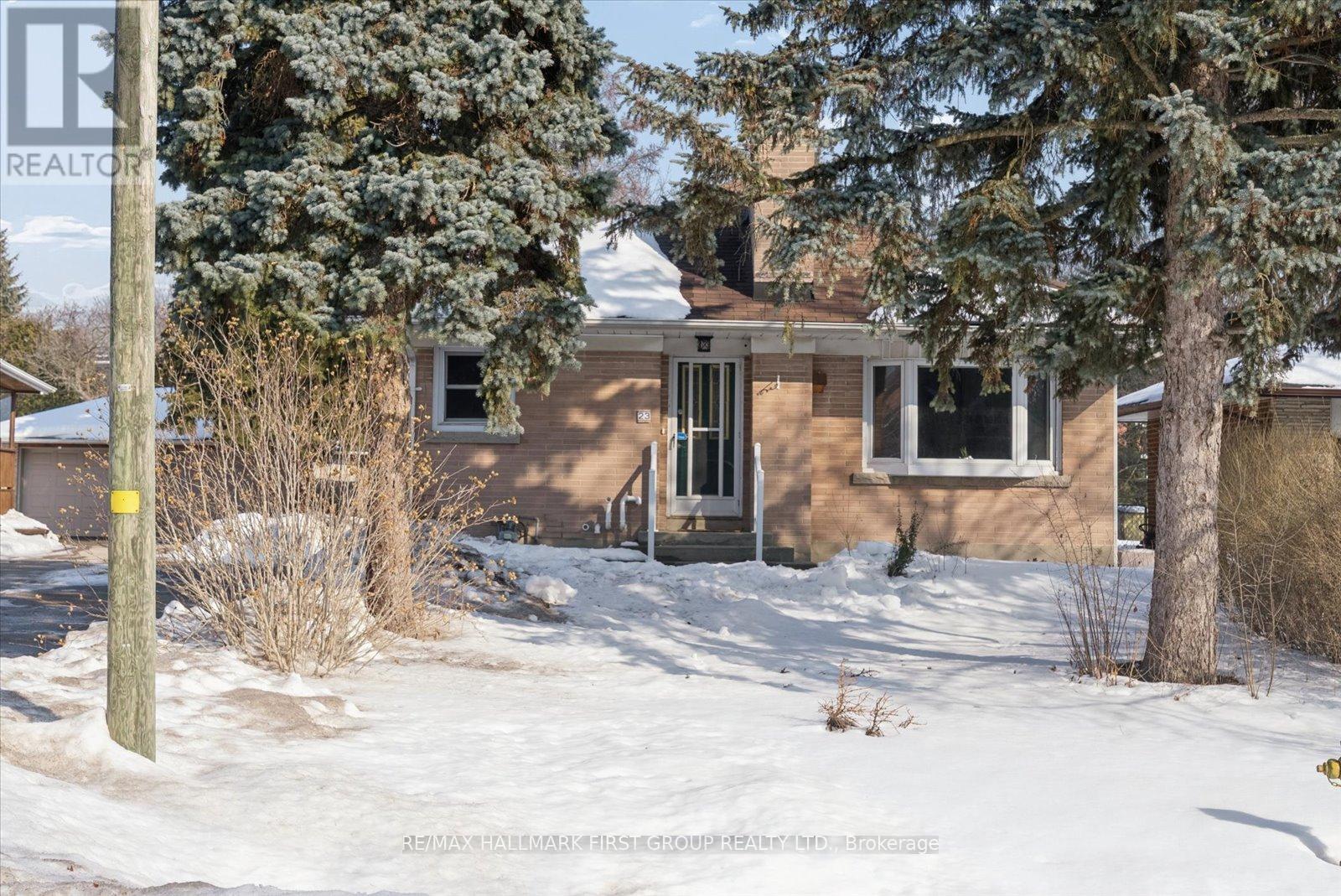 Centennial Scarborough House for sale:  4 bedroom 700 sq.ft. (Listed 2026-02-19)