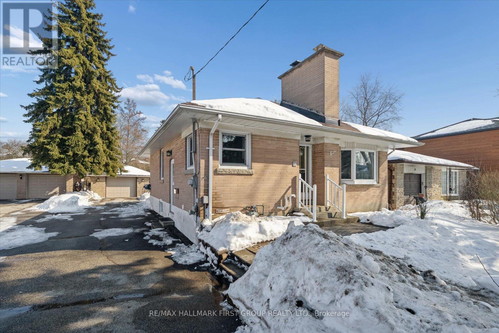 23 Cedarview Drive, Toronto, Ontario  M1C 2K5 - Photo 2 - E12802304