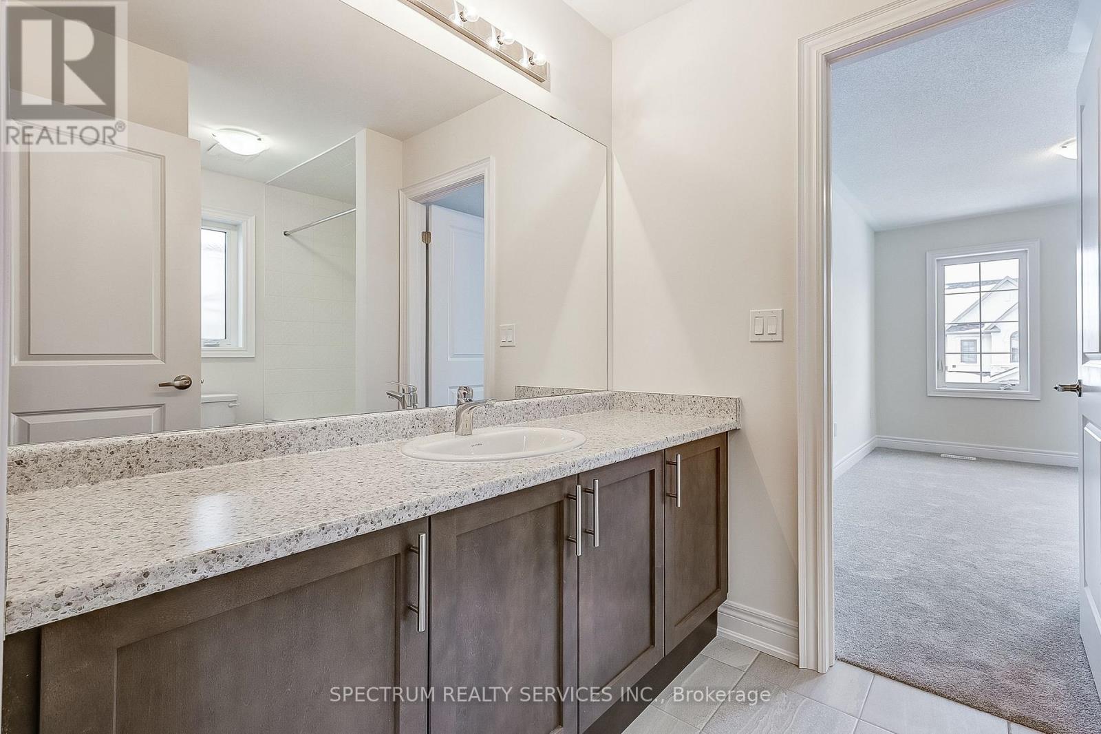 27 Rogerson Street E, Clarington (Newcastle), Ontario  L1B 0W4 - Photo 35 - E12802308