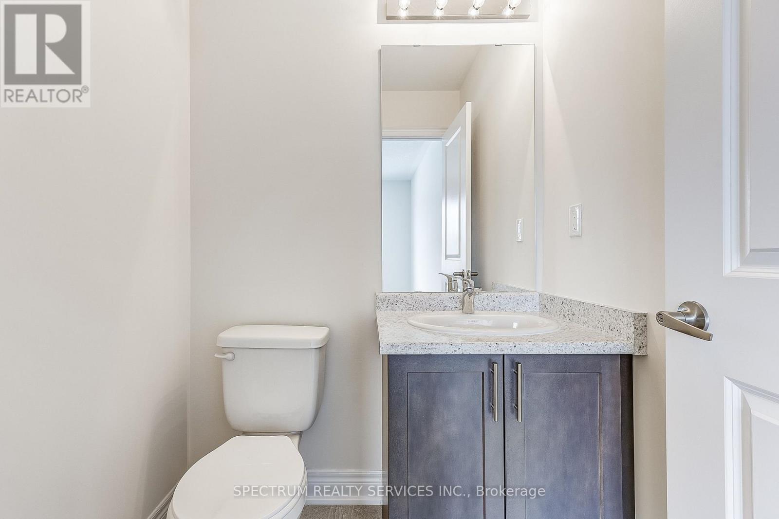 27 Rogerson Street E, Clarington (Newcastle), Ontario  L1B 0W4 - Photo 45 - E12802308